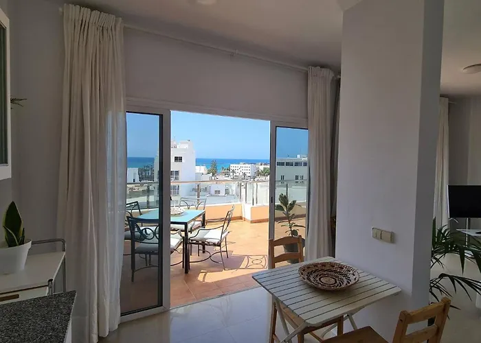 Апартаменты Charco De San Gines Terraza Con Vistas Al Mar Арресифе