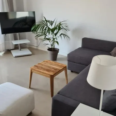 아파트 Charco Terrace - Central & Cozy Apartment 아리시페