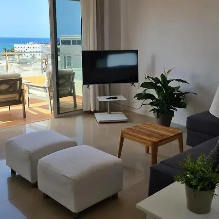 Charco Terrace - Central & Cozy Apartment 아파트 *