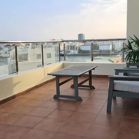 Charco Terrace - Central & Cozy Apartment 아파트 아리시페