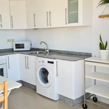 아파트 Charco Terrace - Central & Cozy Apartment 아리시페
